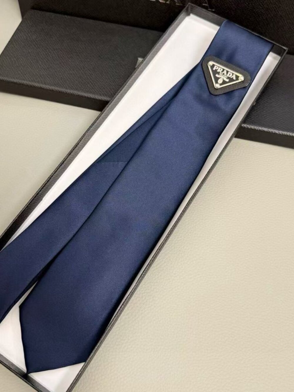 💫 Prada tie blue💙unisex comes with a gift box
